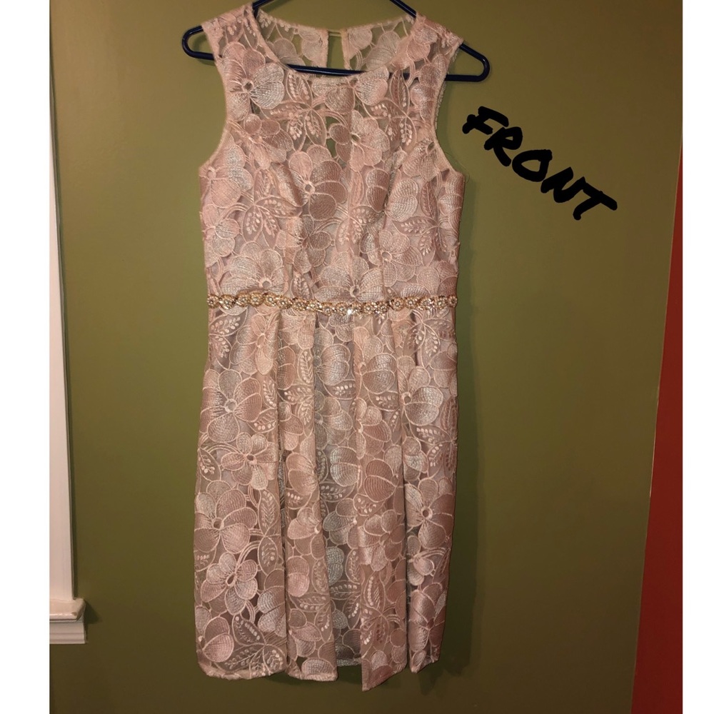 A gorgeous dress!